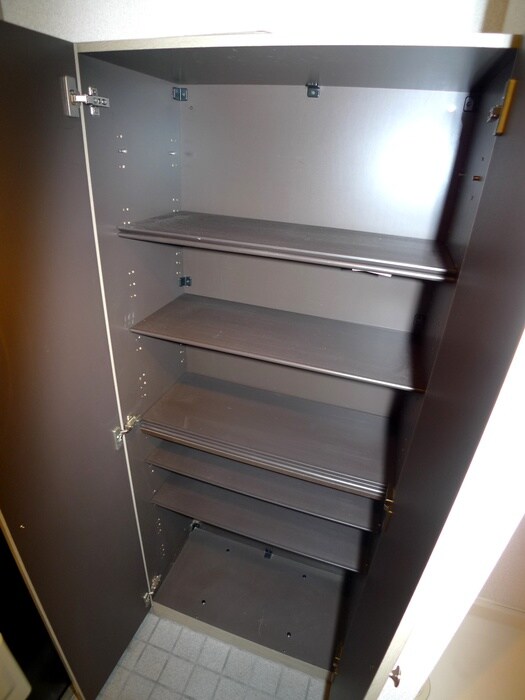 物件内観写真15　(靴箱)