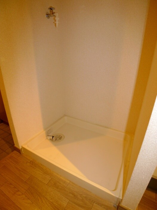 物件内観写真19　(洗濯機置場)