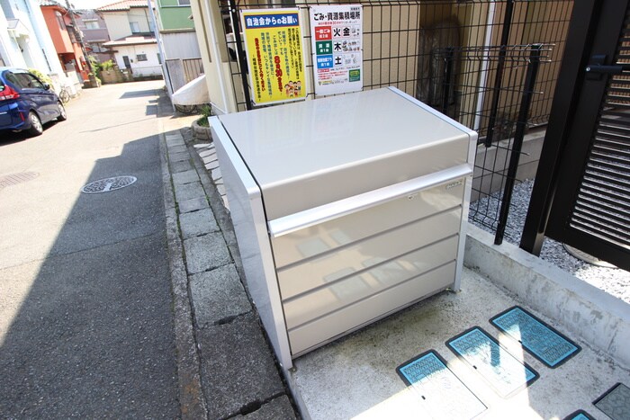 物件外観写真4　(建物設備)