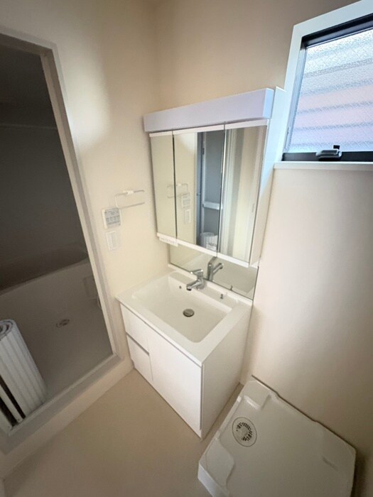 物件内観写真12　(洗面)