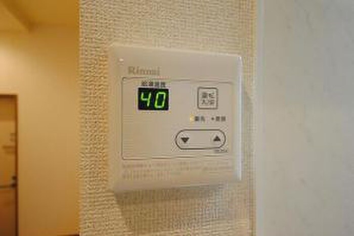 物件内観写真11　(廊下)