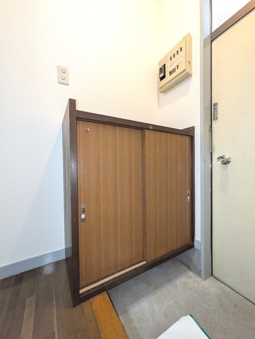物件内観写真8　(靴箱)