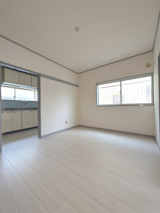 物件内観写真10　(居室)