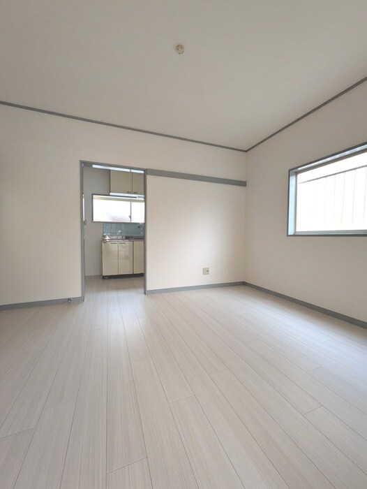 物件内観写真11　(居室)