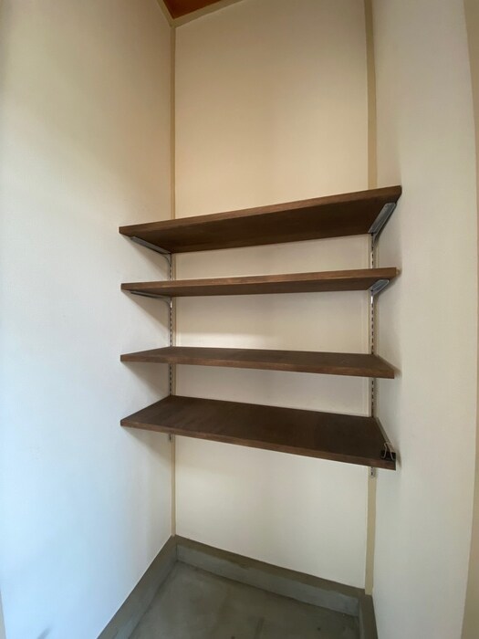 物件内観写真10　(収納)