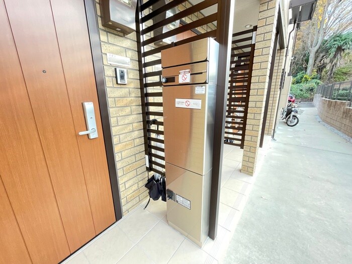 物件外観写真6　(建物設備)