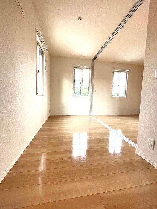 物件内観写真12　(居室)