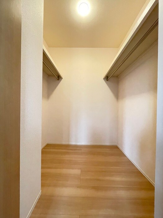 物件内観写真13　(収納)