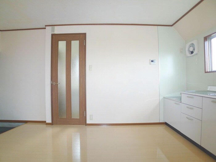 物件内観写真11　(居室)