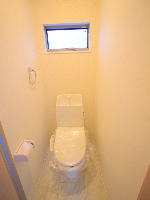 物件内観写真13　(トイレ)
