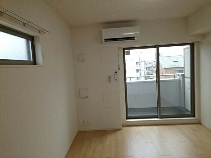 物件内観写真5　(居室)