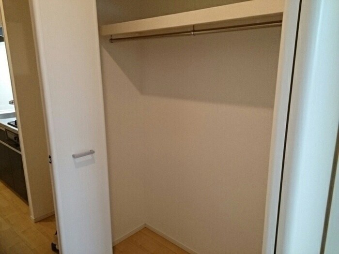 物件内観写真10　(収納)