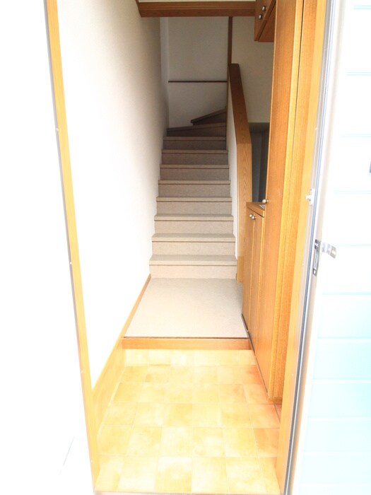 物件内観写真21　(玄関)