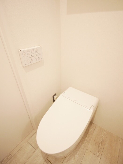 物件内観写真11　(トイレ)