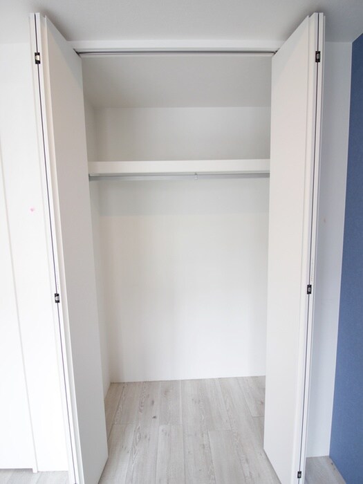 物件内観写真12　(収納)