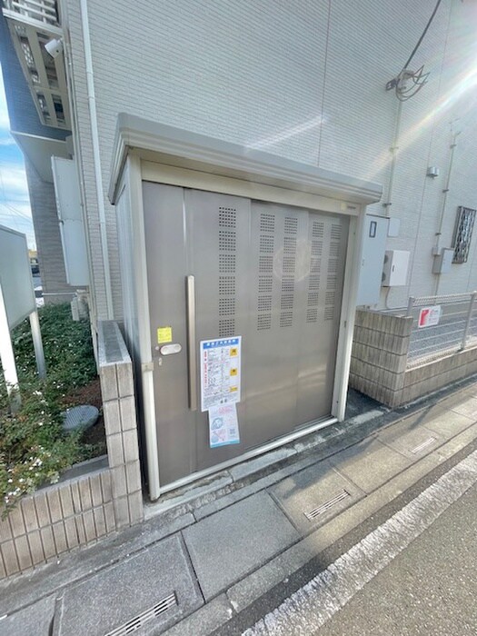 物件外観写真4　(建物設備)