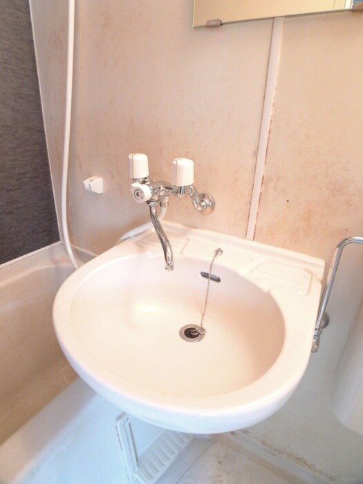 物件内観写真12　(洗面)