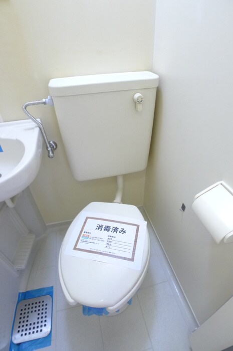 物件内観写真14　(トイレ)