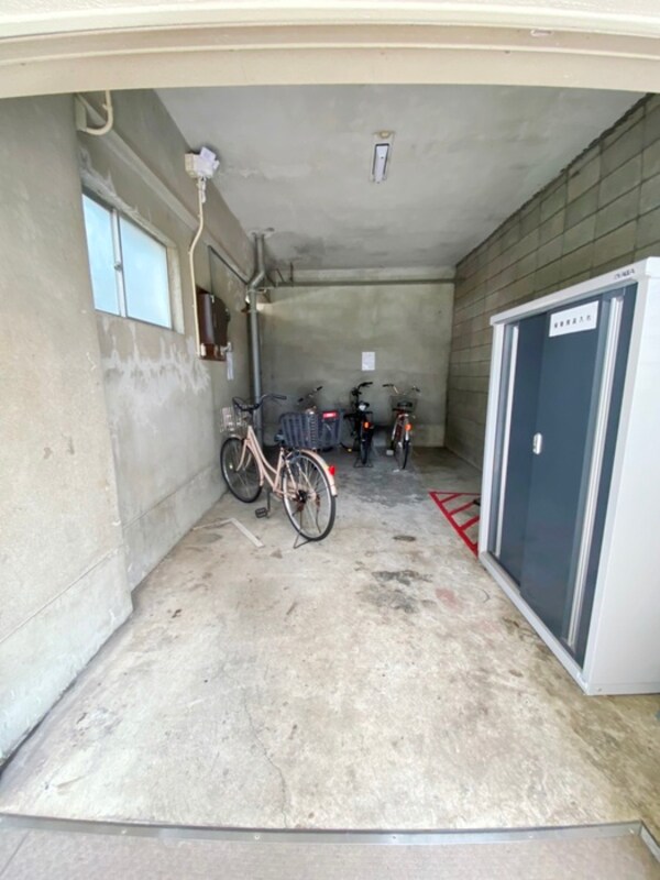 駐輪場