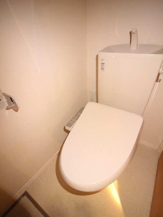 物件内観写真9　(トイレ)