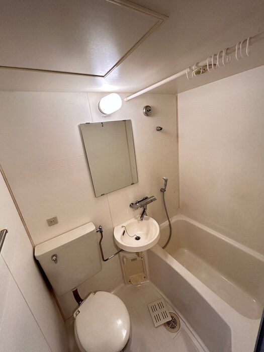 物件内観写真9　(バス／シャワールーム等)