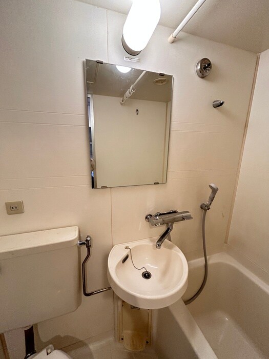 物件内観写真11　(洗面)