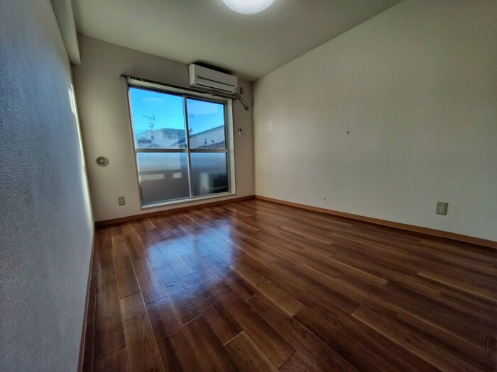 物件内観写真5　(居室)