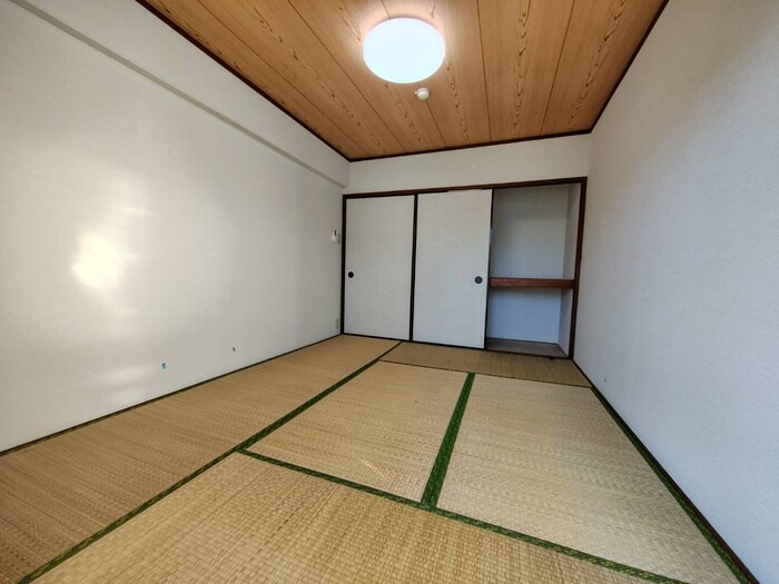 物件内観写真12　(居室)