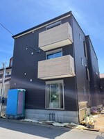 建築中