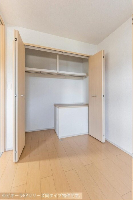 物件内観写真8　(収納)