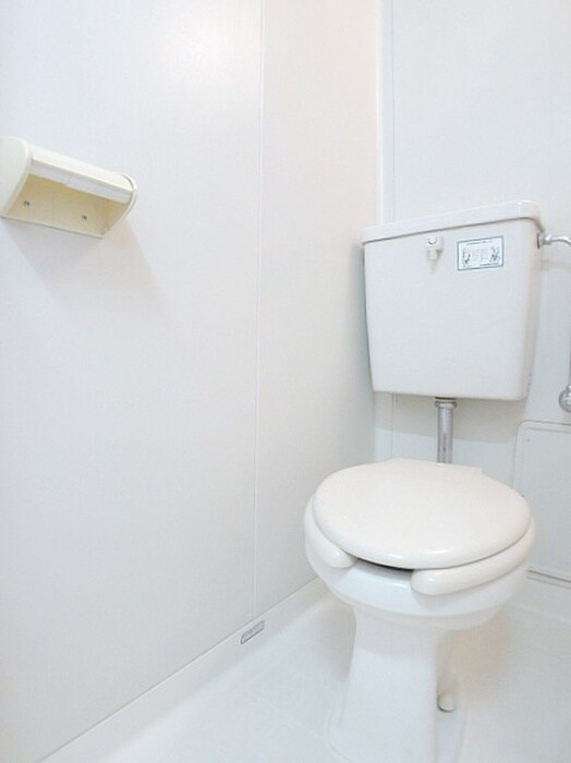 物件内観写真15　(トイレ)