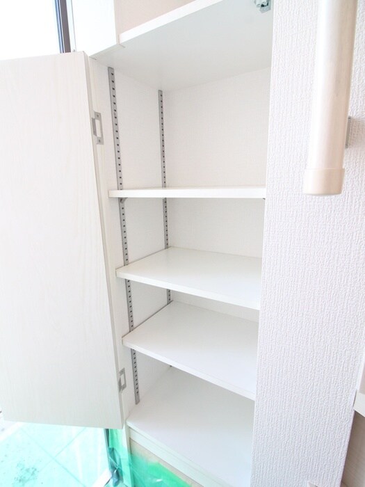 物件内観写真18　(靴箱)