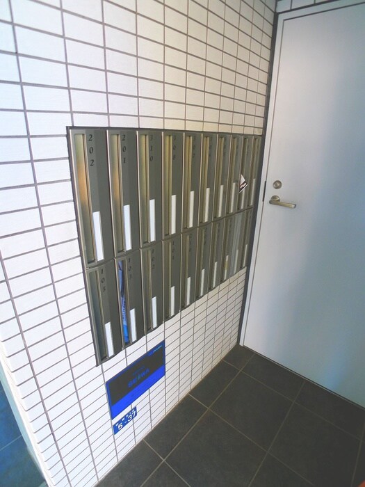 物件外観写真6　(建物設備)