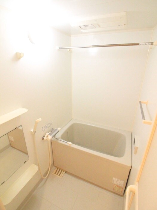 物件内観写真10　(バス／シャワールーム等)