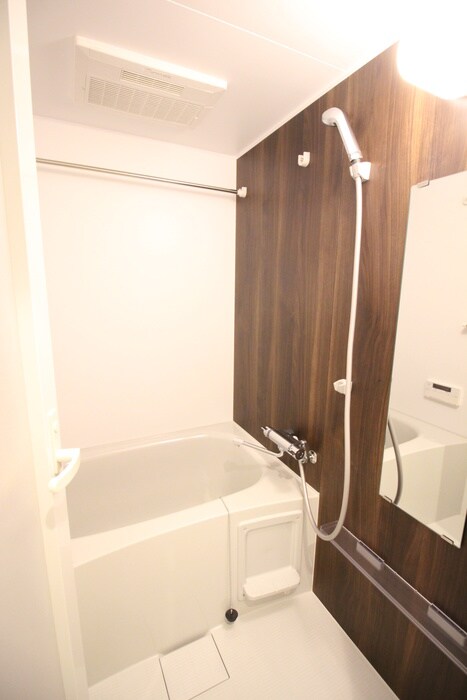 物件内観写真13　(バス／シャワールーム等)