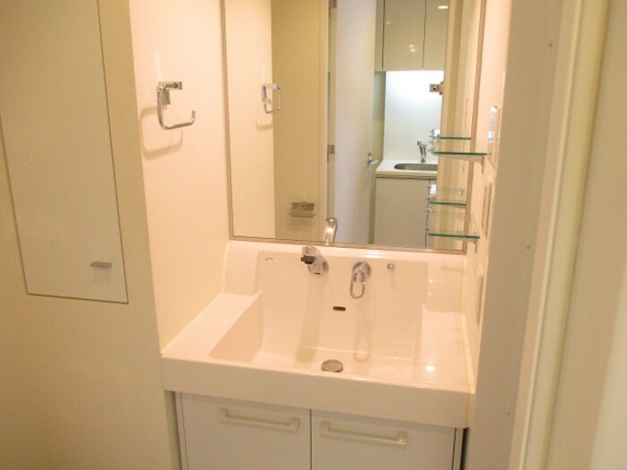 物件内観写真13　(洗面)