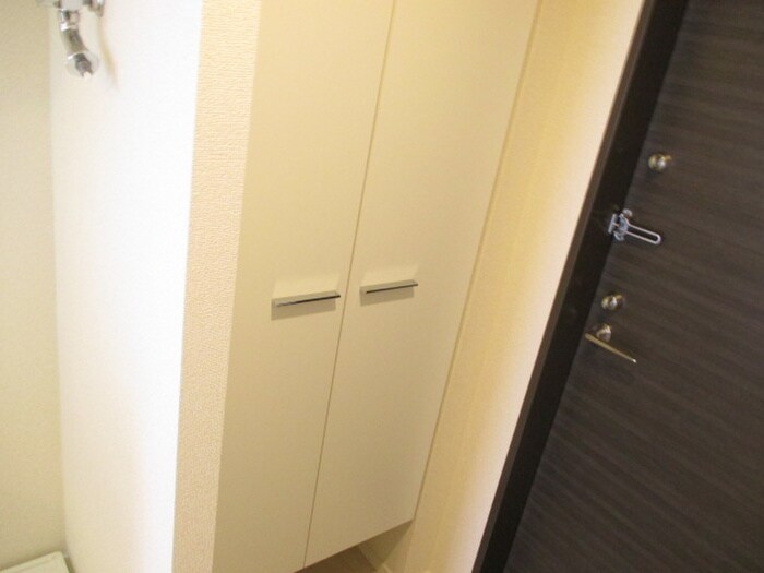 物件内観写真15　(靴箱)