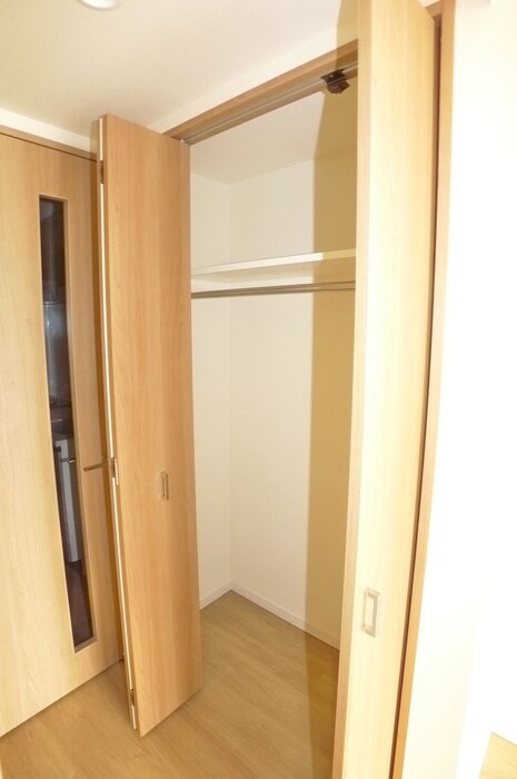 物件内観写真13　(収納)