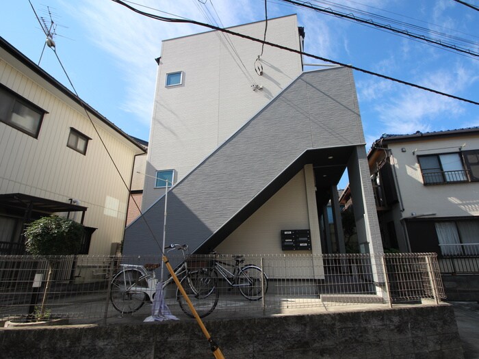 物件外観写真3　(外観写真)