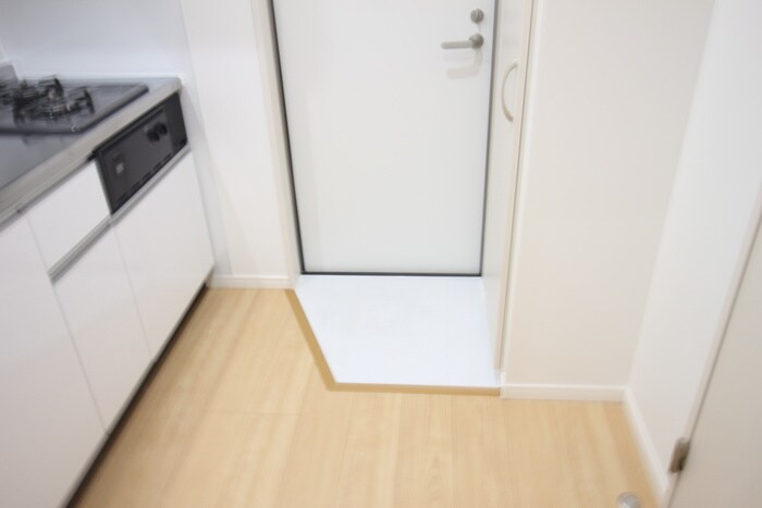 物件内観写真14　(玄関)