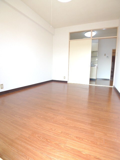 物件内観写真18　(居室)