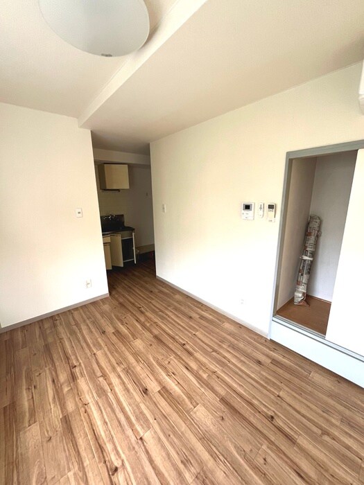 物件内観写真10　(居室)