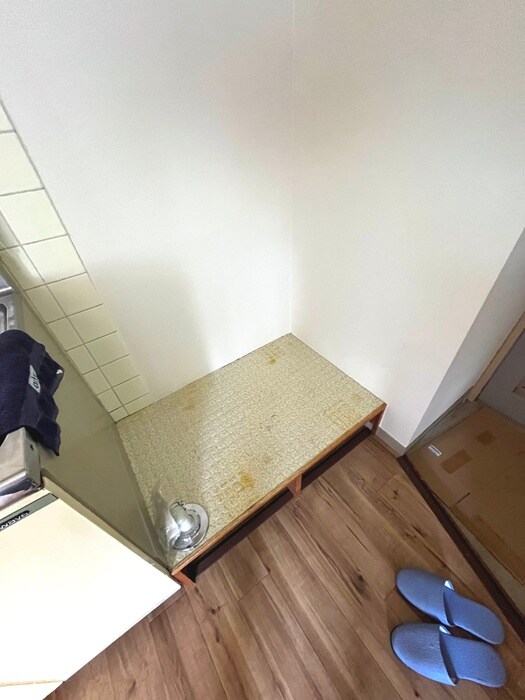 物件内観写真14　(洗濯機置場)