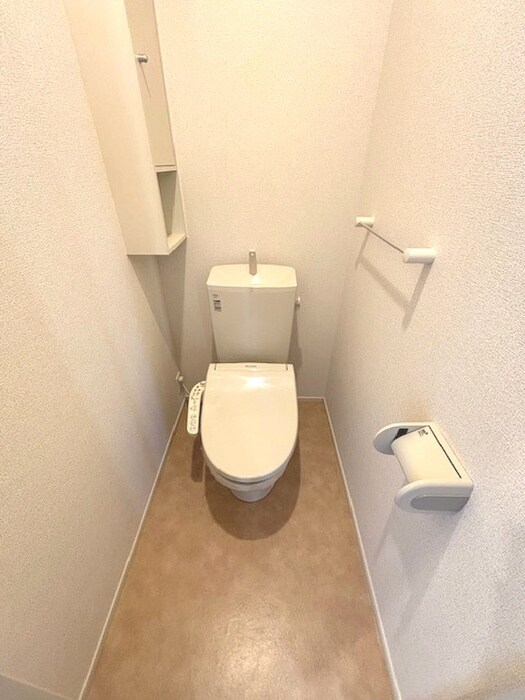 物件内観写真11　(トイレ)