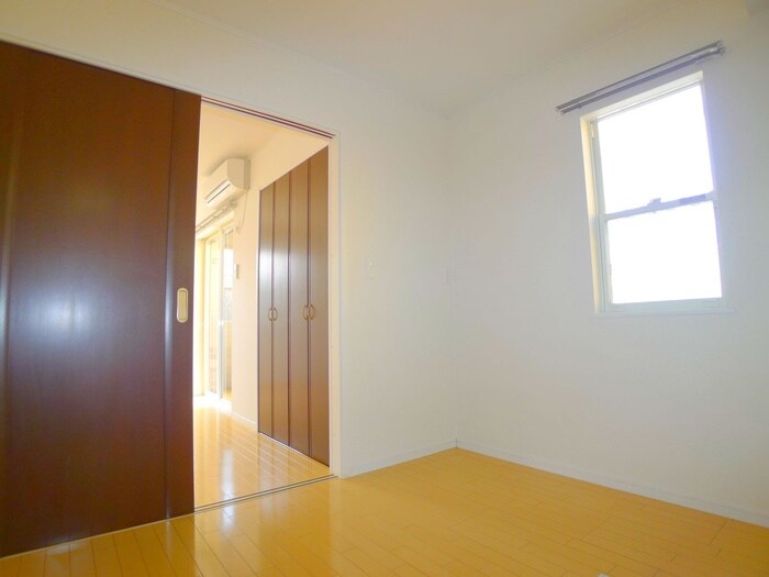 物件内観写真10　(内観写真)