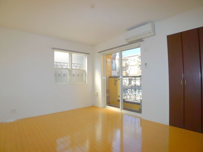 物件内観写真11　(居室)