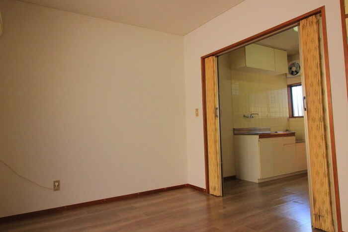 物件内観写真15　(居室)