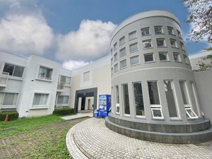 芳樹館外観写真