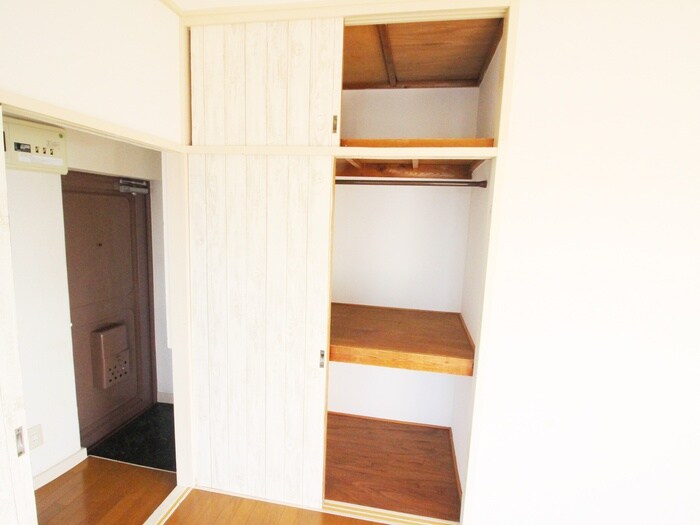 物件内観写真11　(収納)