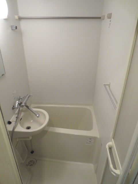 物件内観写真11　(バス／シャワールーム等)